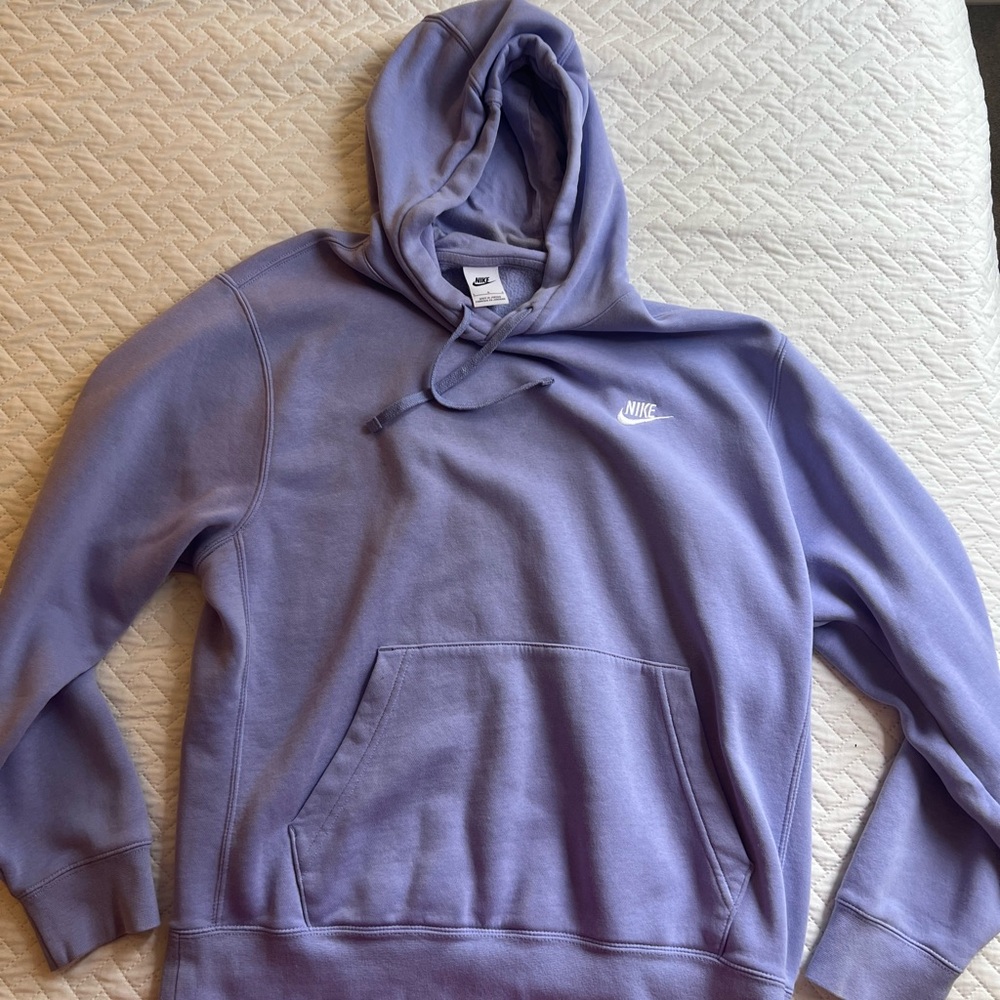 Nike Women's Purple Hoodie with leggings
